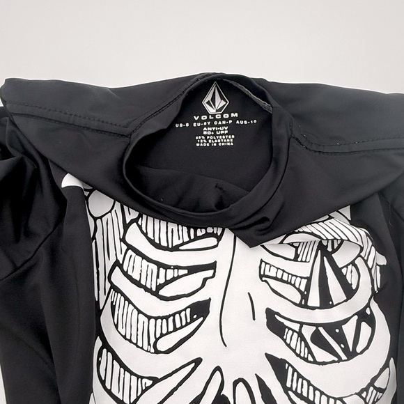 Volcom Black and White Skeleton graphic rashguard - Picture 1 of 2